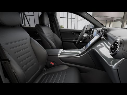 Certified 2026 Mercedes-Benz GLC 300 4MATIC image 39