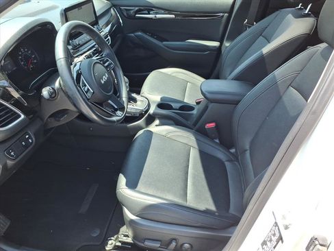 Used 2023 Kia Seltos EX AWD/4WD image 10