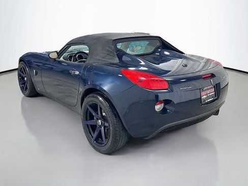 Used 2007 Pontiac Solstice Convertible w/ Premium Package RWD image 30