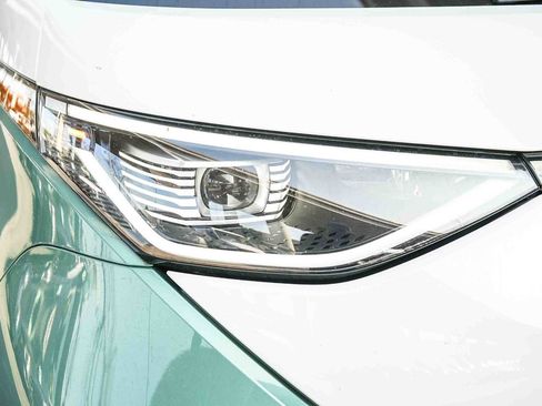 New 2025 Volkswagen ID. Buzz 1st Edition AWD/4WD image 4