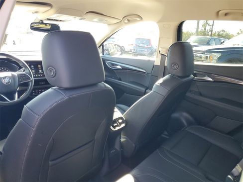 Used 2023 Buick Envision Essence image 28