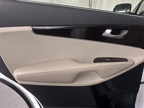 Used 2020 Kia Sorento EX image 25