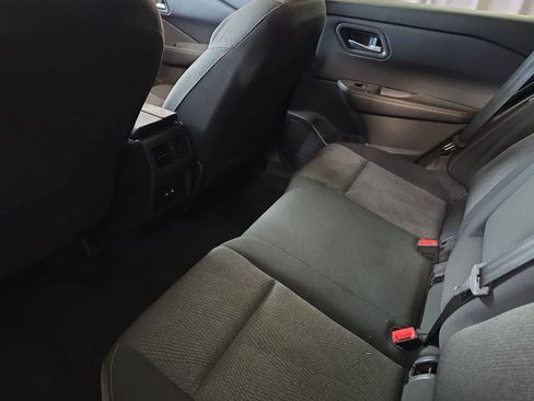 Used 2025 Nissan Rogue SV FWD image 5