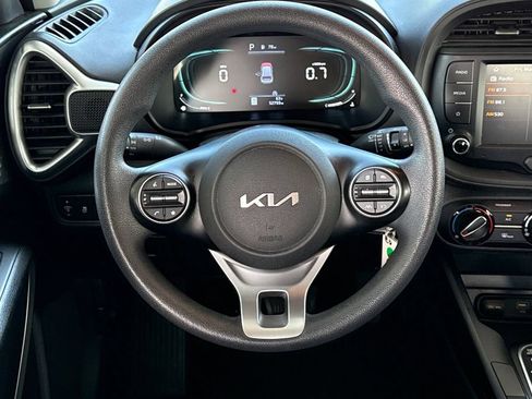 Used 2024 Kia Soul LX w/ Option Group 015 FWD image 21