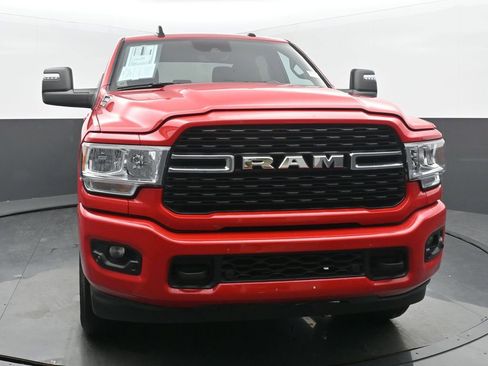 Used 2024 RAM 2500 Big Horn w/ Safety Group image 8