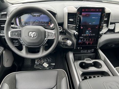 New 2026 RAM 1500 Laramie AWD/4WD image 3