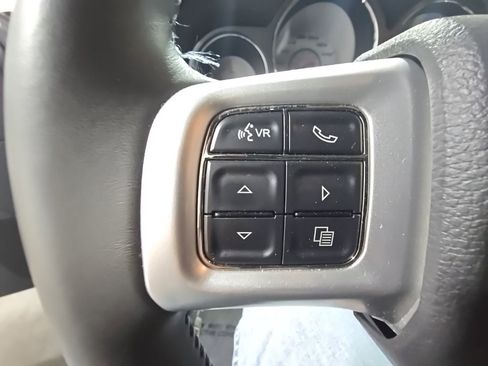 Used 2011 Dodge Challenger SRT8 image 13