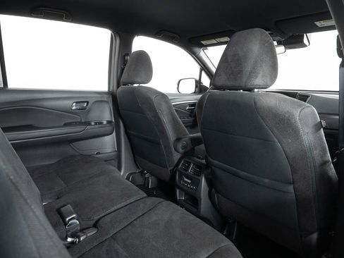 Used 2022 Honda Pilot Sport image 23