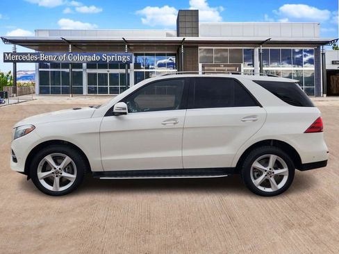Used 2018 Mercedes-Benz GLE 350 4MATIC image 4