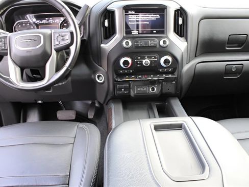 Used 2021 GMC Sierra 1500 Denali w/ Denali Premium Package image 10