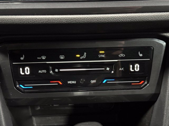Used 2023 Volkswagen Tiguan SE R-Line FWD image 21