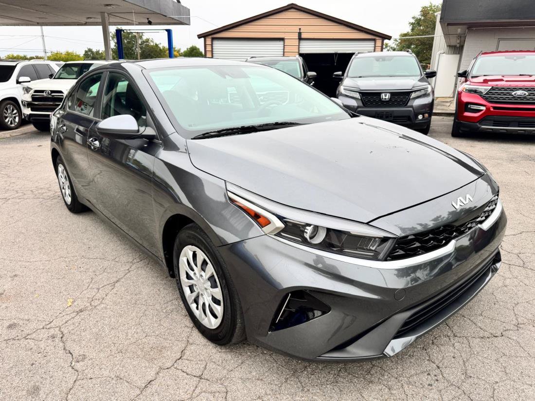 Used 2024 Kia Forte LX FWD image 1