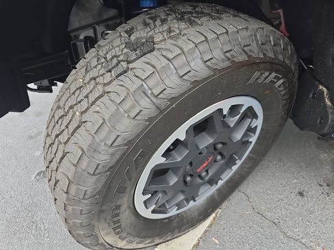 New 2026 Toyota Tacoma TRD Off-Road AWD/4WD image 27