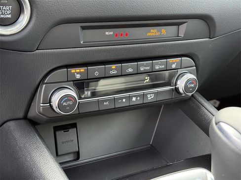 New 2025 MAZDA CX-5 AWD 2.5 S w/ Preferred Package image 24