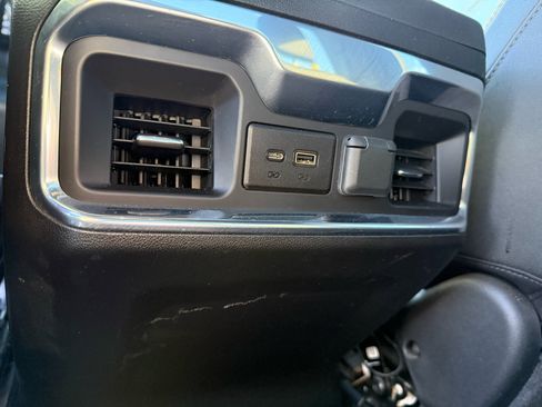 Used 2021 GMC Sierra 1500 AT4 image 8