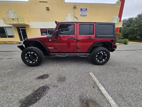 Used 2013 Jeep Wrangler Unlimited Sport w/ Connectivity Group image 21