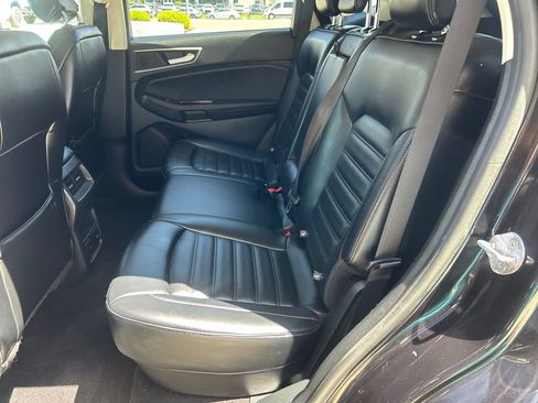 Used 2019 Ford Edge SEL w/ Equipment Group 201A AWD/4WD image 27