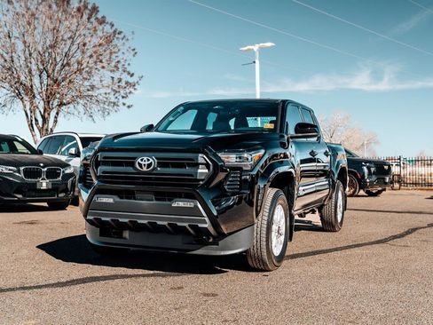 Used 2026 Toyota Tacoma SR5 image 3