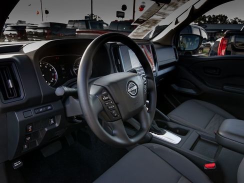 Used 2025 Nissan Frontier S w/ S Utility Package image 13