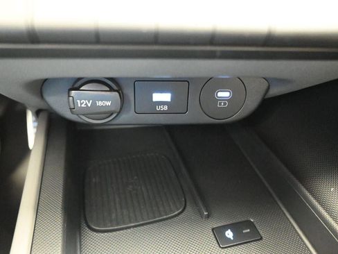 New 2025 Hyundai Elantra Sport image 23