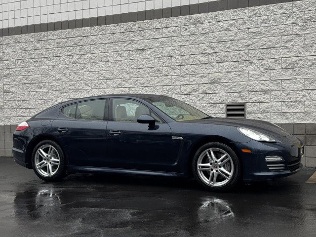 Used 2013 Porsche Panamera 4 w/ Bose Audio Pkg AWD/4WD image 4