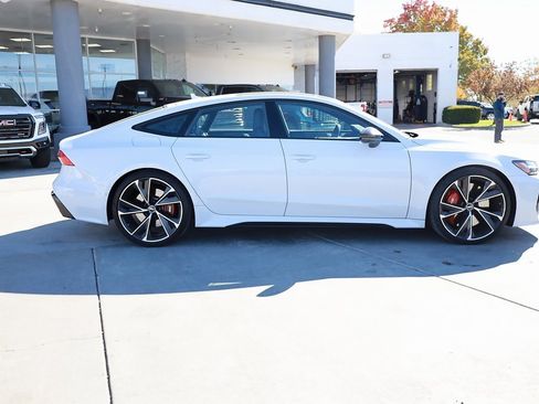 Used 2022 Audi RS 7 Sportback image 7
