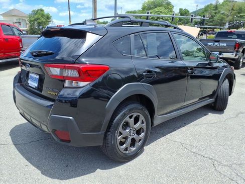 Used 2022 Subaru Crosstrek 2.5i Sport w/ Moonroof Package AWD/4WD image 4