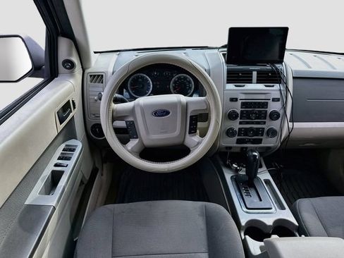 Used 2010 Ford Escape XLT FWD image 19