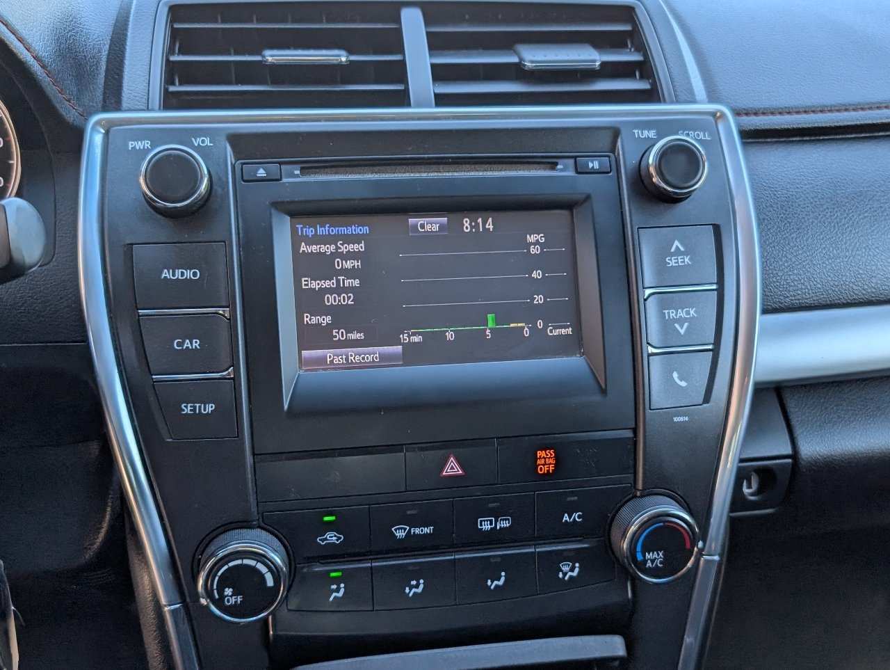 Used 2016 Toyota Camry SE FWD image 17