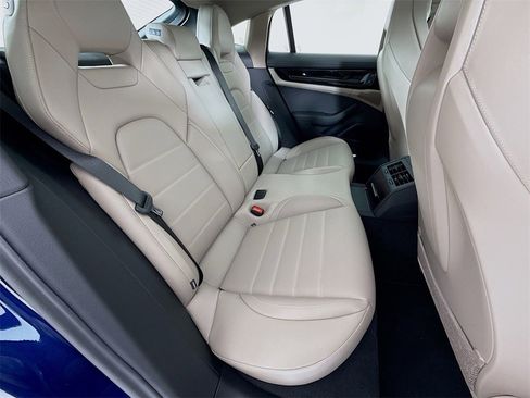 New 2026 Porsche Panamera image 29