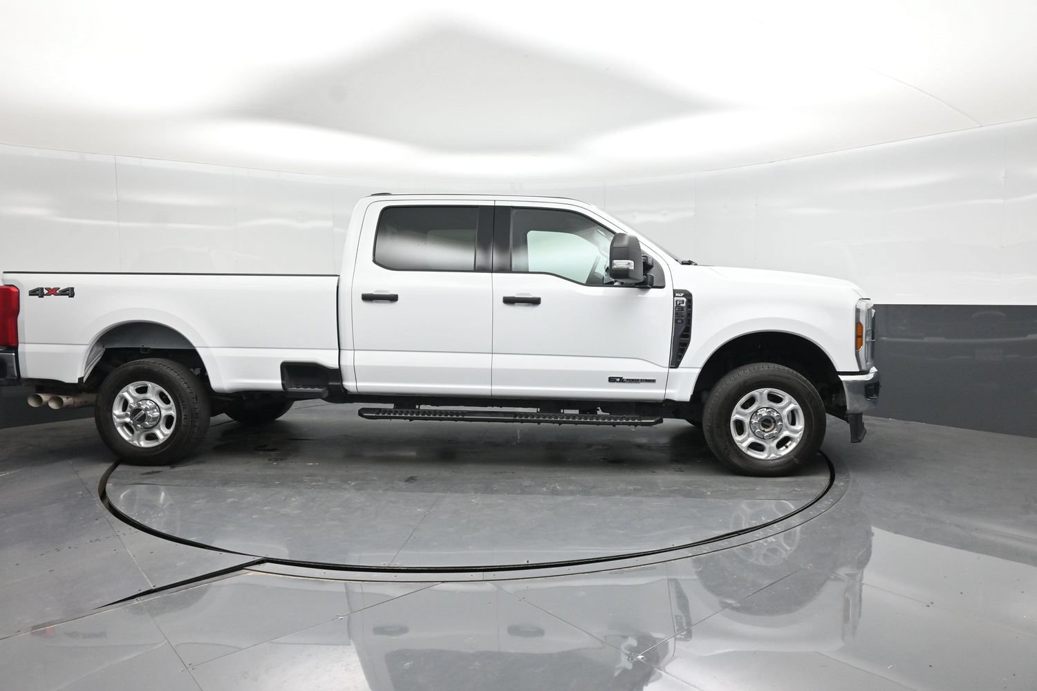 Used 2025 Ford F350 XLT AWD/4WD image 18