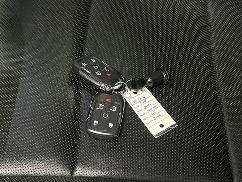 Used 2018 GMC Yukon SLT w/ Premium Edition image 46