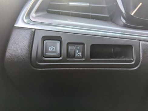 Used 2019 Cadillac XT5 Luxury image 33