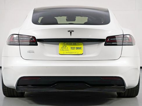 Used 2022 Tesla Model S image 45