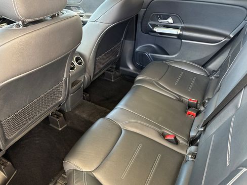 Certified 2022 Mercedes-Benz GLB 250 image 13