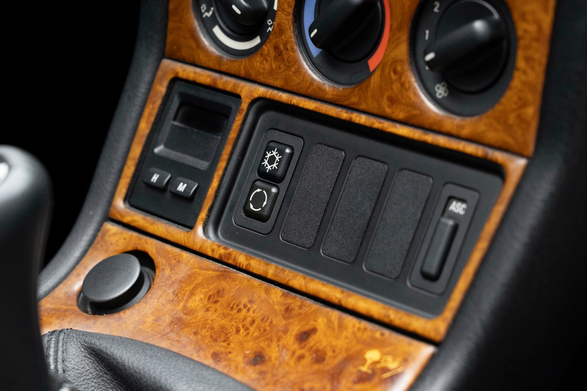Used 1997 BMW Z3 1.9 RWD image 32