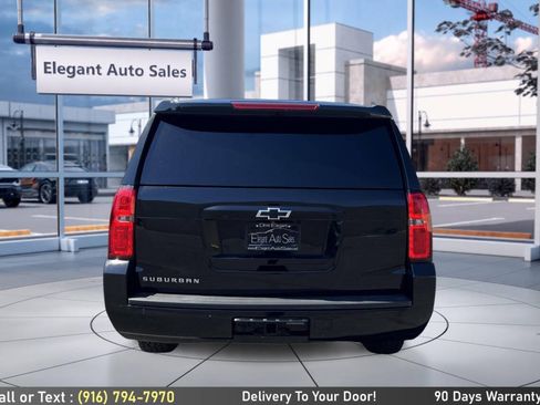 Used 2017 Chevrolet Suburban LT w/ Luxury Package RWD image 6