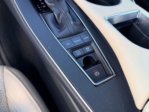 Used 2019 Toyota Avalon Limited w/ Advanced Safety Package image 23