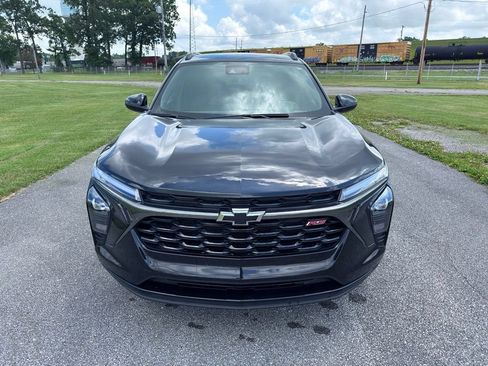 Used 2025 Chevrolet Trax RS w/ Driver Confidence Package FWD image 15
