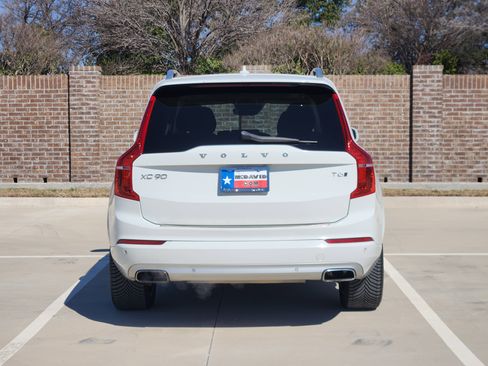 Used 2016 Volvo XC90 T6 Momentum w/ Momentum Plus Package image 7