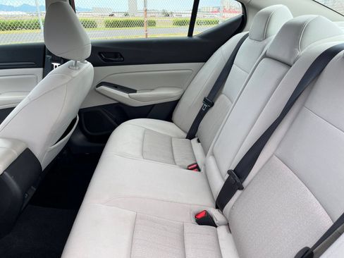 Used 2025 Nissan Altima 2.5 SV FWD image 25