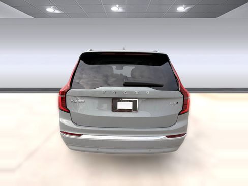 New 2026 Volvo XC90 B6 Ultra w/ Protection Package AWD/4WD image 10