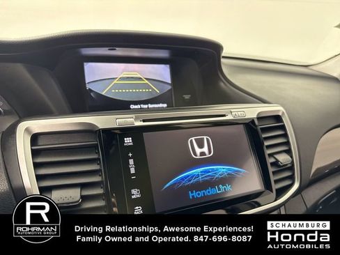 Used 2016 Honda Accord Touring image 8