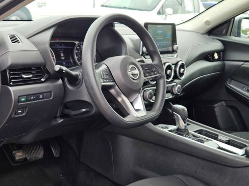 Used 2024 Nissan Sentra SV image 2