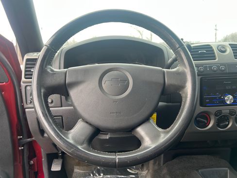 Used 2011 Chevrolet Colorado LT image 21