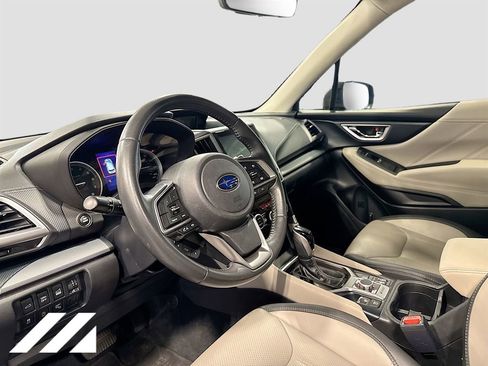 Used 2020 Subaru Forester Limited w/ Popular Package #3 AWD/4WD image 9