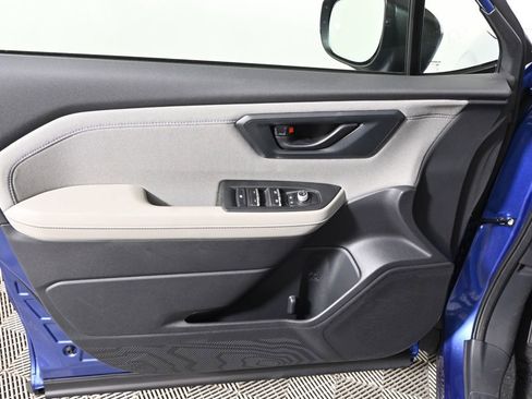 Certified 2026 Subaru Forester Premium AWD/4WD image 22