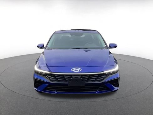 Used 2025 Hyundai Elantra SEL image 7