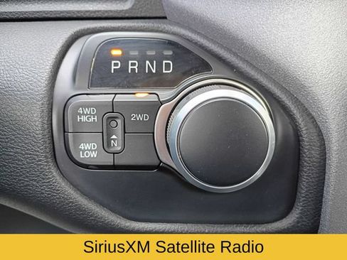 Used 2024 RAM 2500 Tradesman w/ Chrome Appearance Group AWD/4WD image 15
