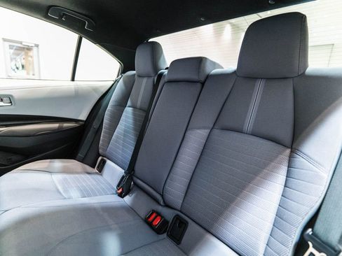 Certified 2023 Toyota Corolla SE w/ SE Premium Package FWD image 29